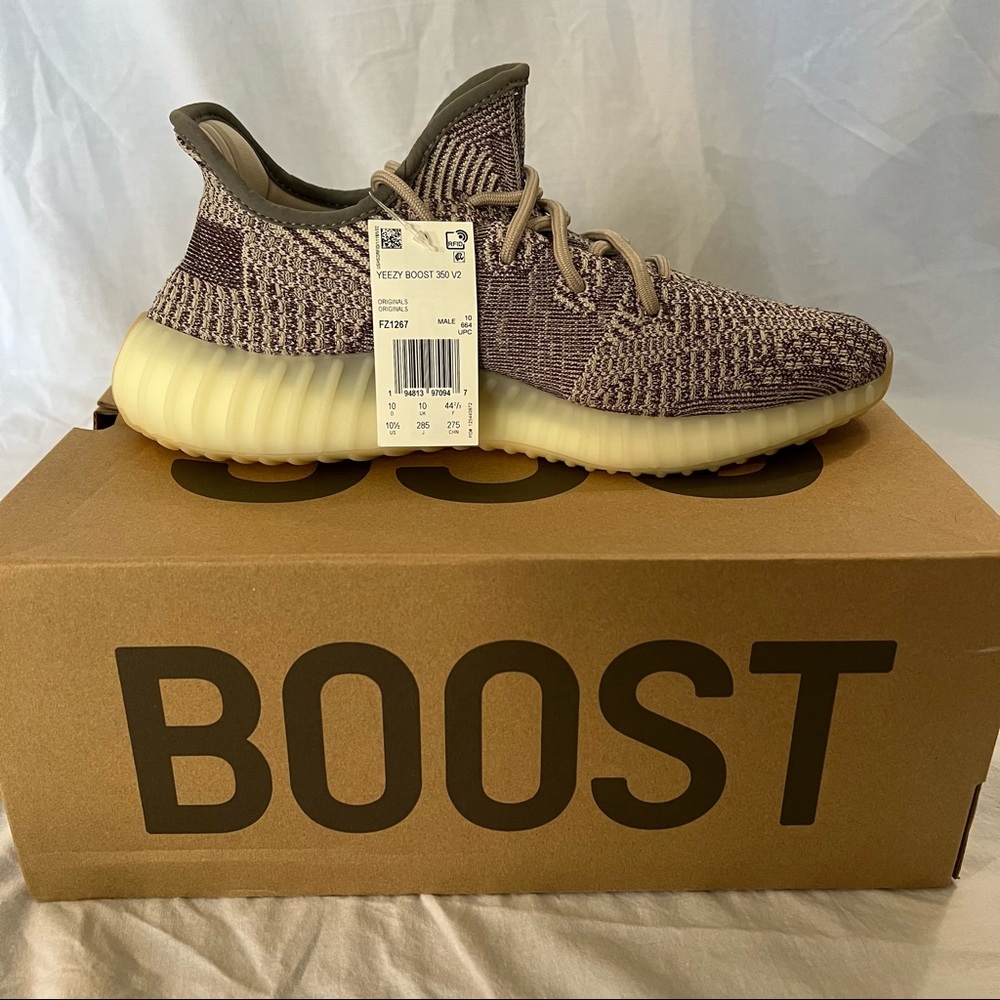 NWT Men’s Yeezy Boost 350 V2, Zyon, 10.5